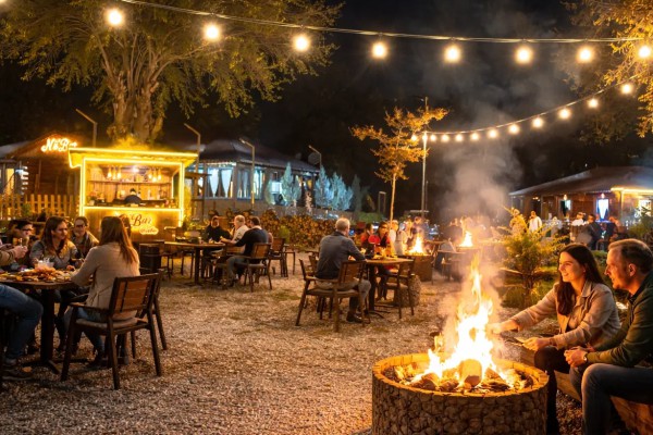 🔥 Ateş Başında Keyif – Açık Havada Unutulmaz Anlar